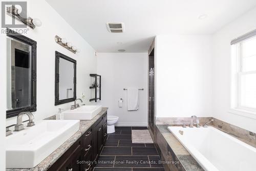 129 Bass Line, Oro-Medonte (Prices Corners), ON - Indoor Photo Showing Bathroom