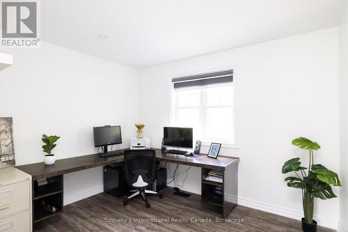 129 Bass Line, Oro-Medonte (Prices Corners), ON - Indoor Photo Showing Office
