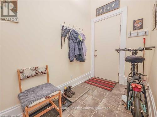 900 2Nd Avenue W, Owen Sound, ON - Indoor