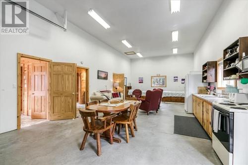 82A Pennie Avenue, Tehkummah, ON - Indoor Photo Showing Other Room