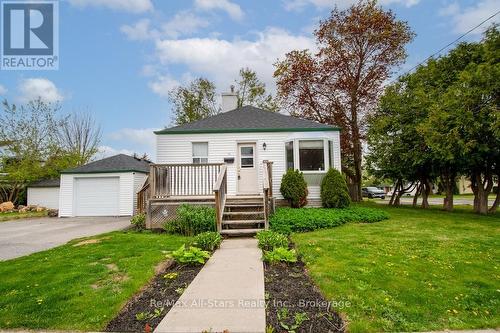32 ADELAIDE STREET S  Kawartha Lakes (Lindsay), ON K9V 3J7