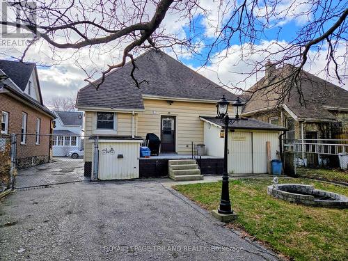 8 Weldon Avenue, St. Thomas, ON - Outdoor