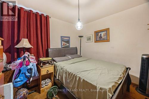8 Weldon Avenue, St. Thomas, ON - Indoor Photo Showing Bedroom