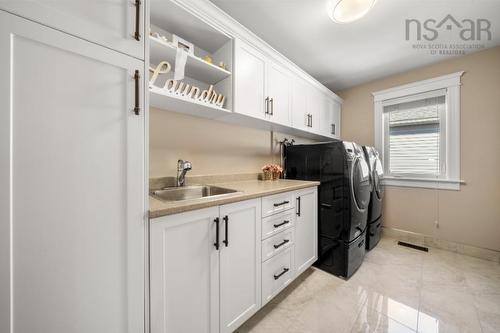 82 Sedgewick Place, Bedford, NS 