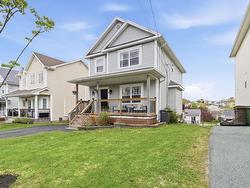 88 Westfield Crescent Dartmouth, NS B2V 2W1