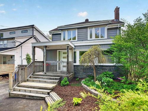 2434 Connaught Avenue  Halifax, NS B3L 2Z4