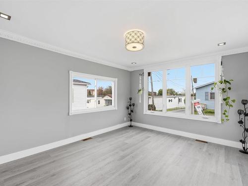 1 Bishop Avenue, Dartmouth, NS 