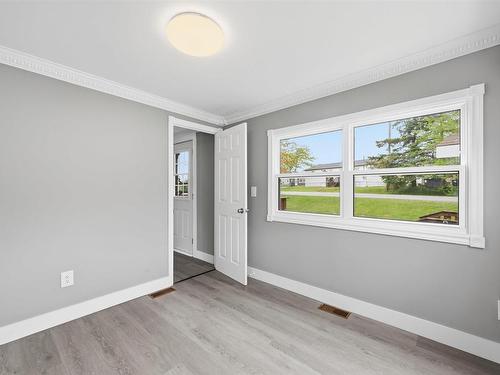 1 Bishop Avenue, Dartmouth, NS 