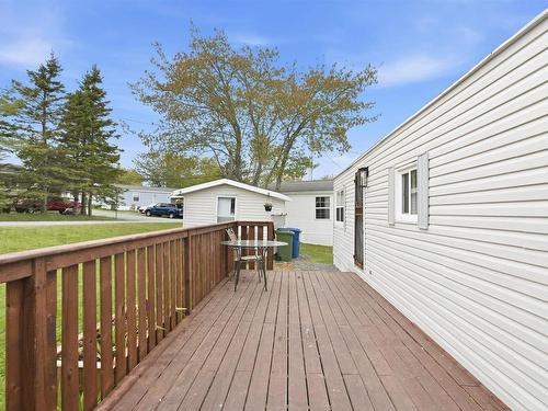 1 Bishop Avenue, Dartmouth, NS 