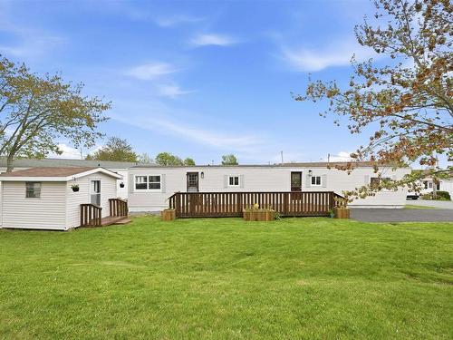 1 Bishop Avenue, Dartmouth, NS 