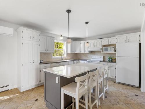 45 Craigburn Drive, Dartmouth, NS 