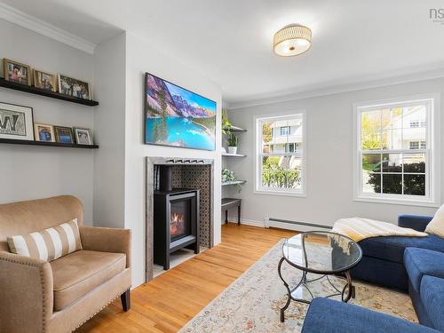 45 Craigburn Drive, Dartmouth, NS 