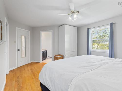 45 Craigburn Drive, Dartmouth, NS 