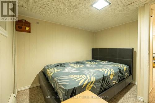 476 First Avenue E, North Bay, ON - Indoor Photo Showing Bedroom