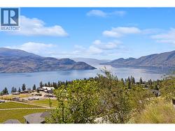 Gorgeous views of Peachland! - 