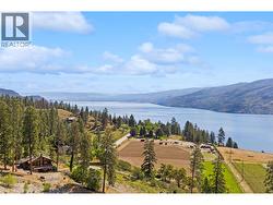 Gorgeous views of Peachland! - 