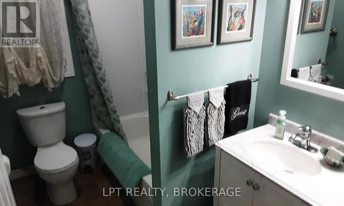 106 - 362 7Th Line Road, Alderville First Nation, ON - Indoor Photo Showing Bathroom