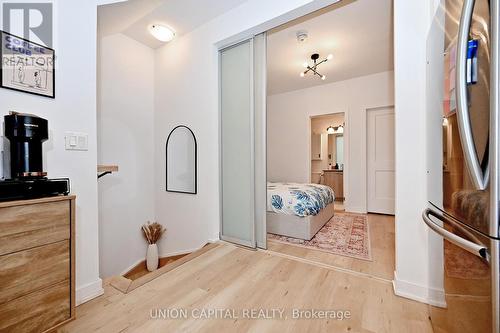 39 - 57 Finch Avenue W, Toronto, ON - Indoor Photo Showing Other Room
