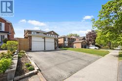 579 SHEPPARD AVENUE Pickering, ON L1V 1G1