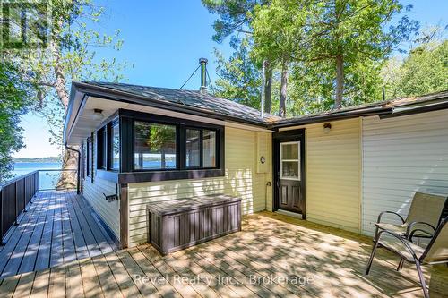 8004 Taits Beach Road, Hamilton Township (Bewdley), ON - Outdoor With Deck Patio Veranda