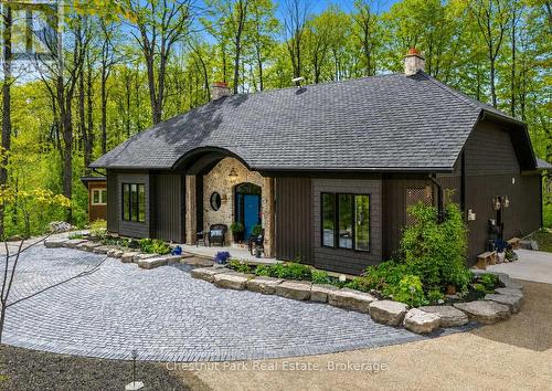 583724 SIDEROAD 60  Chatsworth, ON N0H 1R0