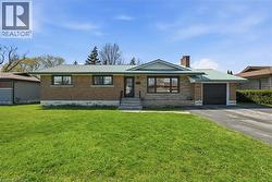 3533 DORCHESTER Road Niagara Falls, ON L2J 3A4