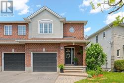 25 STEEL STREET Ottawa, ON K1J 8V4