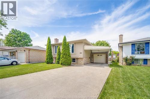 10572 PALMS  Windsor, ON N8R 2E8