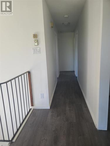 9 Lisbon Rd, Elliot Lake, ON 