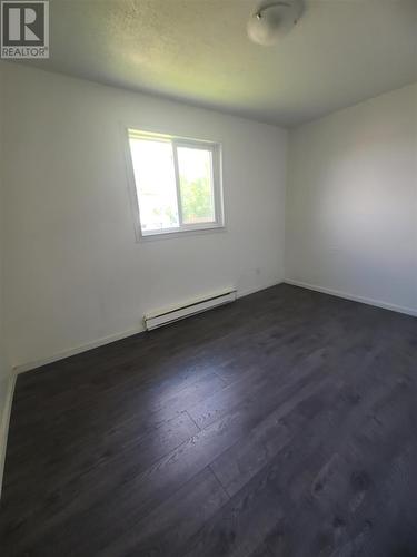 9 Lisbon Rd, Elliot Lake, ON 