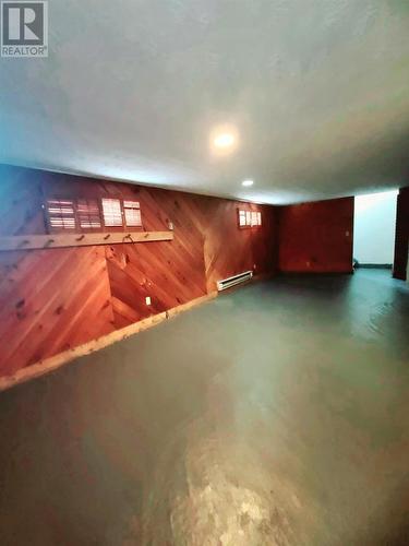 9 Lisbon Rd, Elliot Lake, ON 