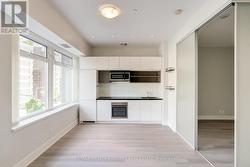 328 - 111 ST CLAIR AVENUE W Toronto, ON M4V 1N5