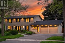 2068 TENOGA DRIVE  Mississauga, ON L5H 3K2