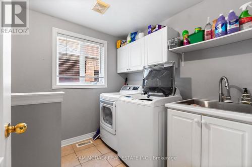 2476 Palmerston Road, Oakville, ON - Indoor Photo Showing Laundry Room