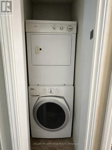 Main Floor Laundry - 917 Orpha Street, Burlington, ON - Indoor Photo Showing Laundry Room