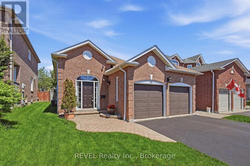16 PARNELL CRESCENT  Whitby (Pringle Creek), ON L1R 2L4