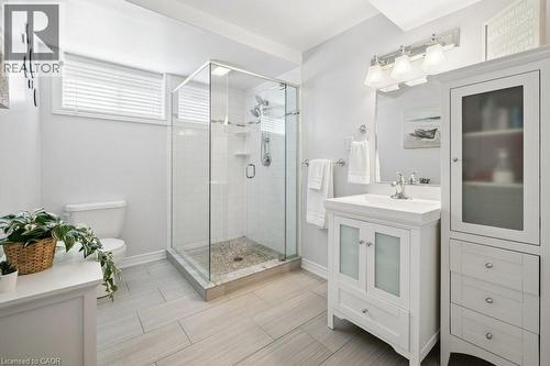 366 Townsend Drive, Breslau, ON - Indoor Photo Showing Bathroom