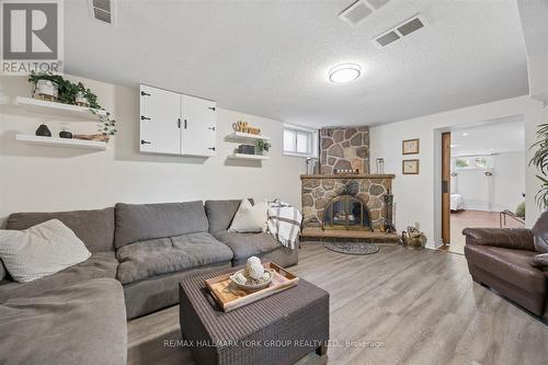 45 Foreht Crescent, Aurora, ON - Indoor Photo Showing Living Room With Fireplace