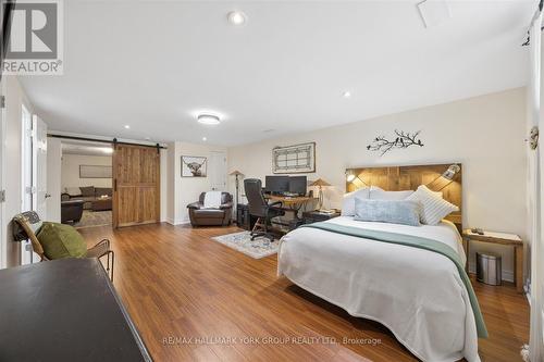 45 Foreht Crescent, Aurora, ON - Indoor Photo Showing Bedroom
