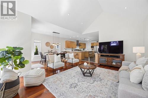 41 Leithridge Crescent, Whitby (Brooklin), ON - Indoor Photo Showing Living Room