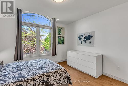 36 Blair Drive, Guelph (Pineridge/Westminster Woods), ON - Indoor Photo Showing Bedroom