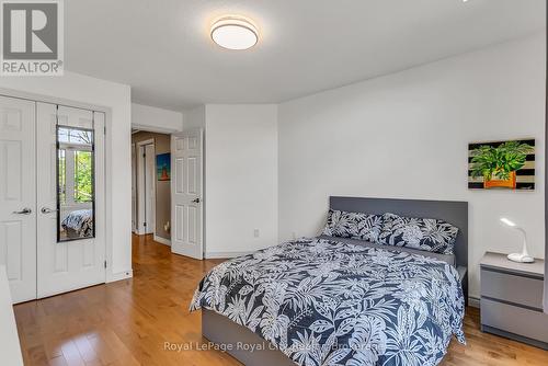36 Blair Drive, Guelph (Pineridge/Westminster Woods), ON - Indoor Photo Showing Bedroom