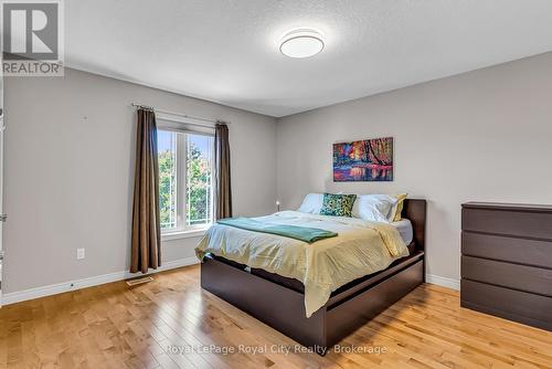 36 Blair Drive, Guelph (Pineridge/Westminster Woods), ON - Indoor Photo Showing Bedroom