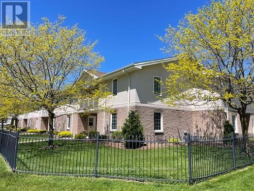 204 - 1550 12Th Avenue E, Owen Sound, ON - Outdoor With Balcony With Exterior