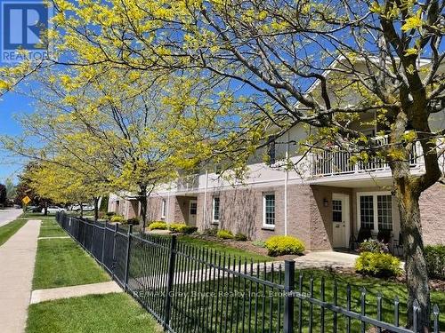 204 - 1550 12Th Avenue E, Owen Sound, ON - Outdoor With Exterior