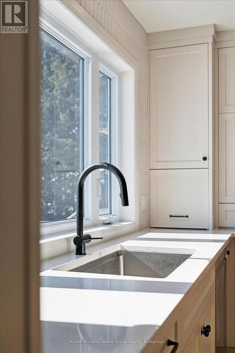 6794 Sixth Line, Centre Wellington, ON - Indoor Photo Showing Kitchen With Double Sink