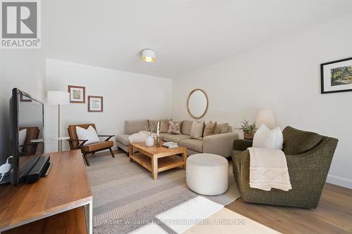 6794 Sixth Line, Centre Wellington, ON - Indoor Photo Showing Other Room