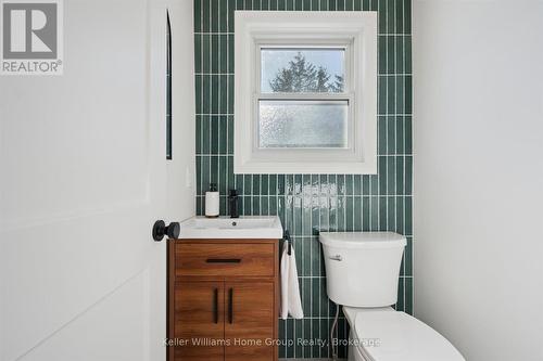 6794 Sixth Line, Centre Wellington, ON - Indoor Photo Showing Other Room