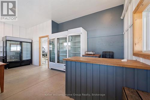 6794 Sixth Line, Centre Wellington, ON - Indoor