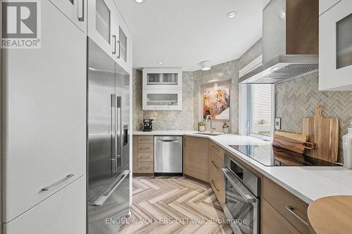 37 Gentle Gate Crescent, Ottawa, ON - Indoor Photo Showing Kitchen With Stainless Steel Kitchen